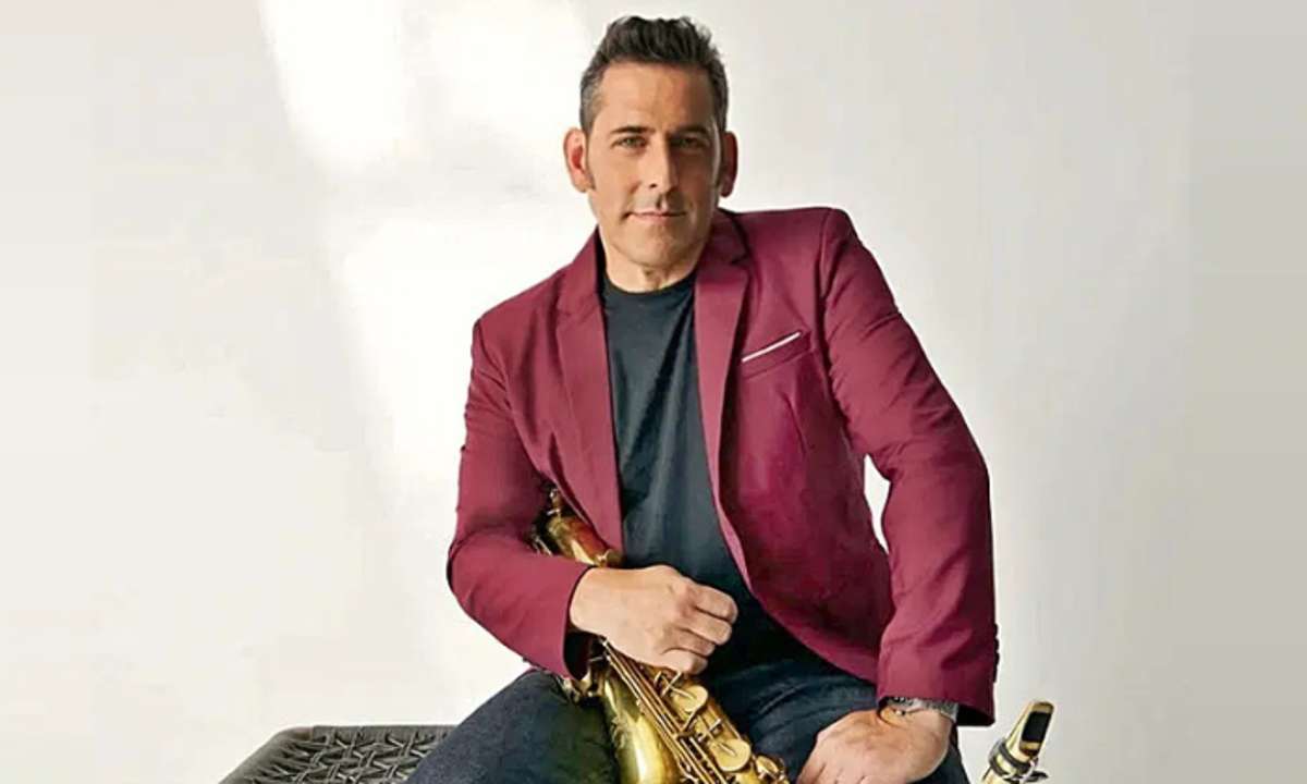 Saxophonist Steve Cole